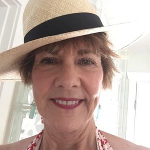 Meet your Posher, Paula